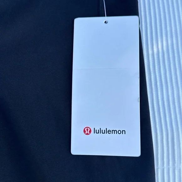 Lululemon Swift Speed HR Crop Leggings Size 4 Black Perforated (NWT)